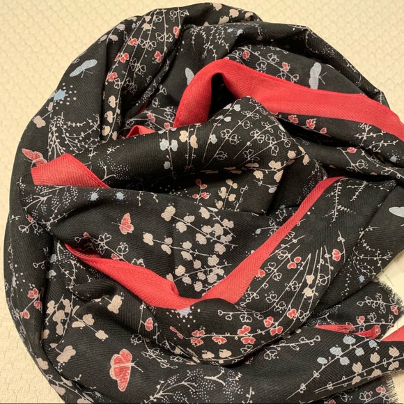 LOFT Accessories - LOFT Charcoal Grey Floral Long Scarf